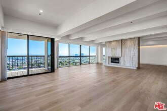 10790 Wilshire Blvd in Los Angeles, CA - Building Photo - Building Photo