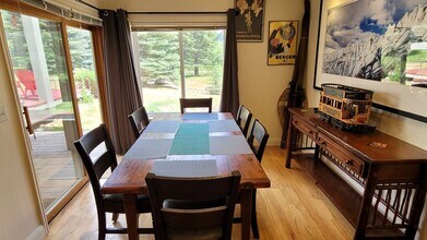 910 Powder Valley Rd in Driggs, ID - Building Photo - Building Photo