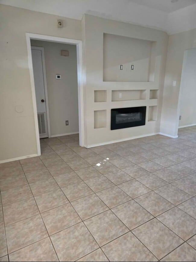 404 N 29th Ave in Edinburg, TX - Building Photo - Building Photo