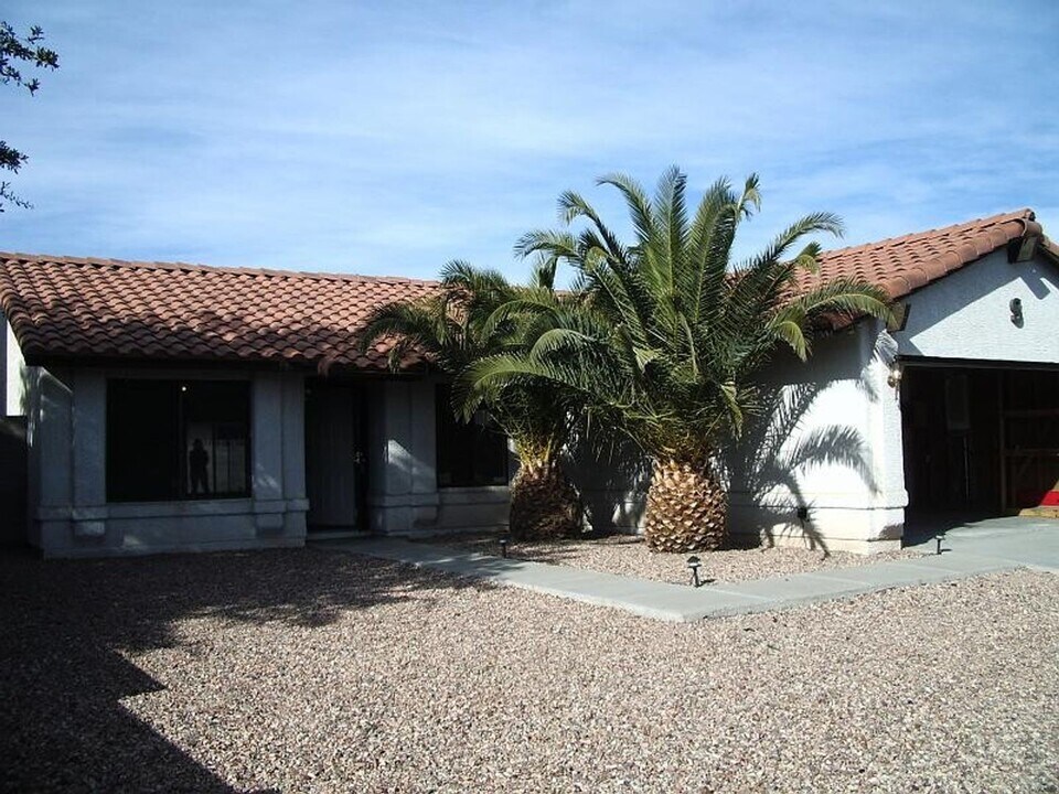 133 Bosworth Dr in Henderson, NV - Building Photo