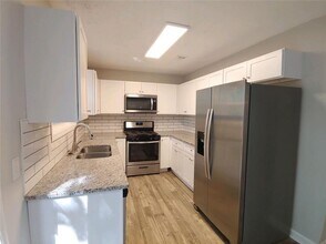 5451 Farmview Close in Stone Mountain, GA - Building Photo - Building Photo