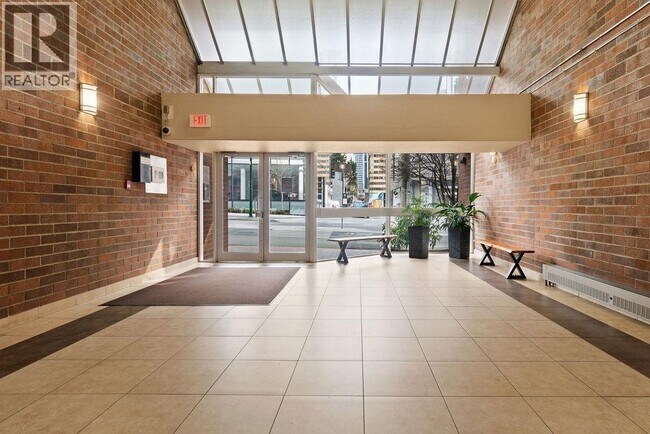 950 Drake St in Vancouver, BC - Building Photo - Building Photo