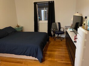 40 Orchard Rd, Unit 1 in Brookline, MA - Foto de edificio - Building Photo
