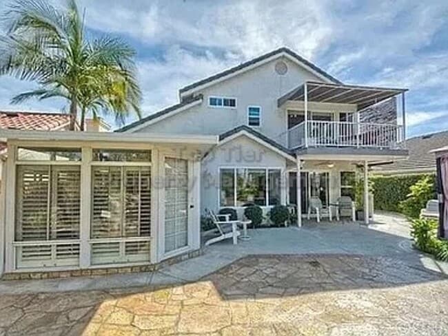 5432 Blackberry Way in Oceanside, CA - Building Photo - Building Photo