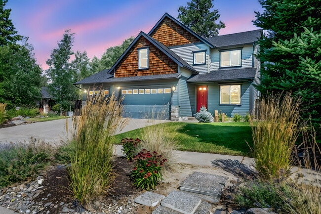 property at 2956 NW Chardonnay Ln