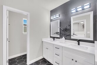 111 Mississippi in San Antonio, TX - Building Photo - Building Photo