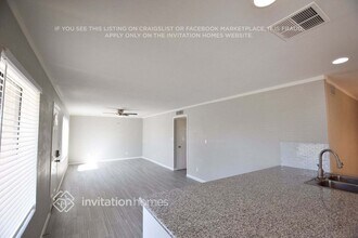3748 E Charter Oak Rd in Phoenix, AZ - Building Photo - Building Photo