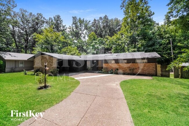 property at 3003 Dumbarton Rd