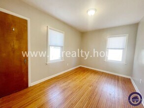 3509 Douglas Rd in Toledo, OH - Building Photo - Building Photo