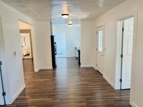 483 SE Margaret Dr in Lake City, FL - Building Photo - Building Photo