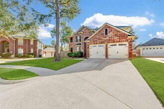 8918 Cade Dr in Houston, TX - Foto de edificio - Building Photo