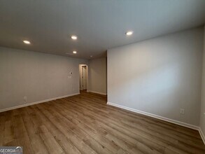 822 Werner Brk Wy SW in Atlanta, GA - Building Photo - Building Photo