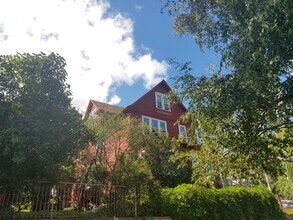 1127 E 6th St, Unit 1 in Duluth, MN - Building Photo - Building Photo