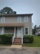 19 Londonderry Square in Cayce, SC - Building Photo