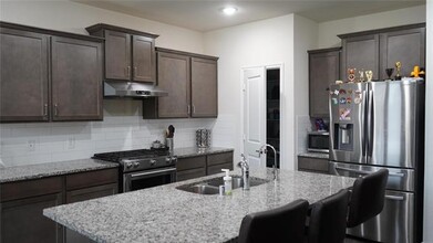408 Auburn Forest Dr in Princeton, TX - Building Photo - Building Photo