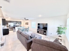 633 Belgrove St in Debary, FL - Building Photo - Building Photo