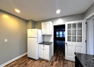 308 Walnut Ave in Gloucester City, NJ - Building Photo - Building Photo