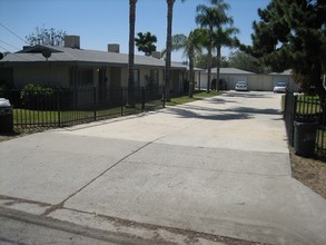 25225-25235 Fisher St in San Bernardino, CA - Building Photo - Building Photo