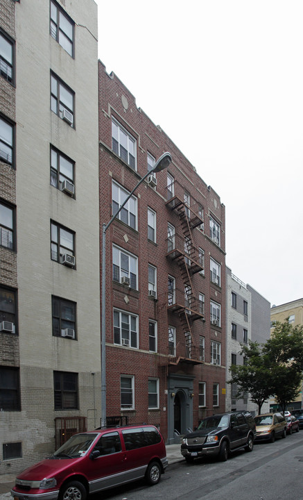 1812 Clay Ave in Bronx, NY - Building Photo