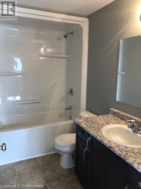 110 Woodpoppy Ct in Kitchener, ON - Building Photo - Building Photo
