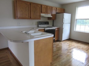 4237 Auburn Rd in Huntington, WV - Foto de edificio - Building Photo