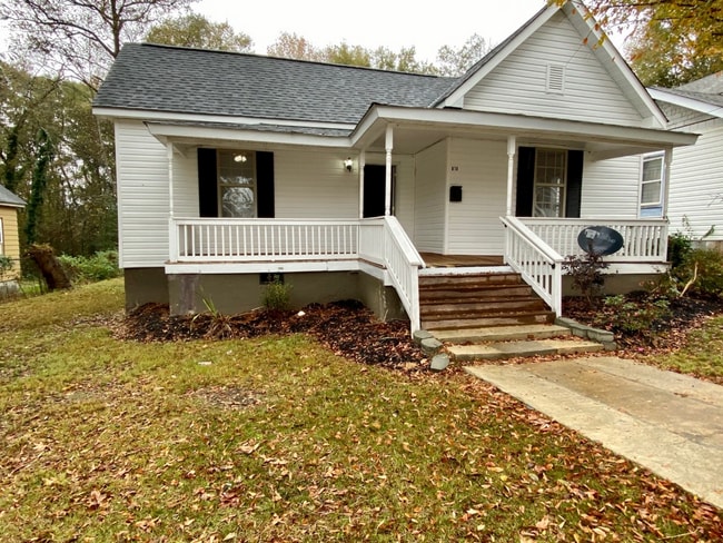 property at 870 Carson Ave