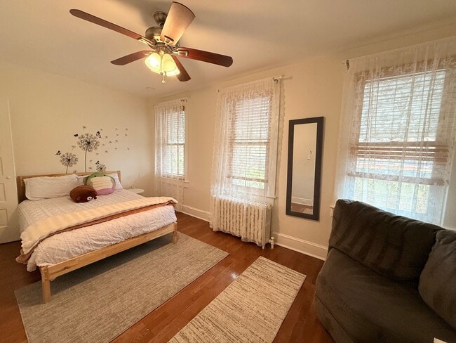 property at 1403 West Virginia Ave NE