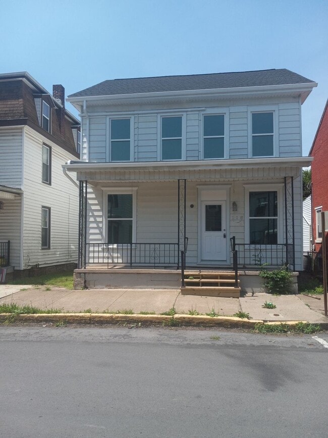 property at 118 S 2nd St