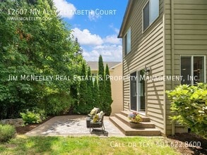 12607 NW Ally Elizabeth Ct in Portland, OR - Building Photo - Building Photo