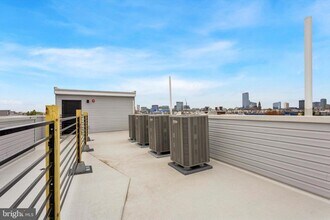 1164 S 18th St-Unit -3 in Philadelphia, PA - Building Photo - Building Photo