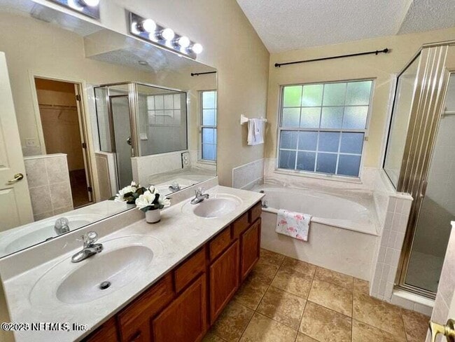 7838 Springtime Ln in Jacksonville, FL - Building Photo - Building Photo