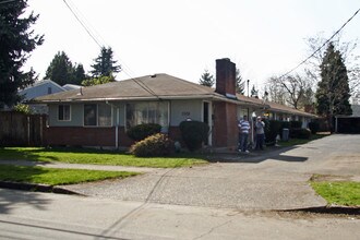 3308-3310 S St in Vancouver, WA - Building Photo - Building Photo