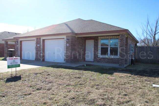 4204 Elms Run Cir in Killeen, TX - Building Photo - Building Photo