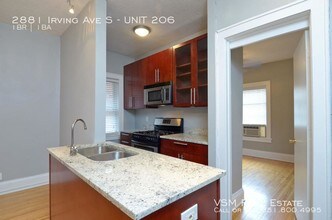 2881 Irving Ave S in Minneapolis, MN - Building Photo - Building Photo