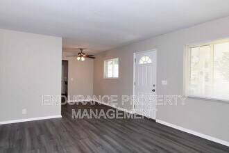 3448 Ringwood St in Cincinnati, OH - Building Photo - Building Photo