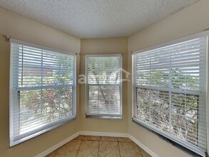 2423 Hybrid Dr in Kissimmee, FL - Building Photo - Building Photo