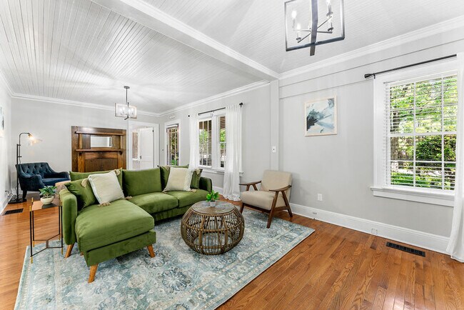 659 S Peachtree St in Norcross, GA - Building Photo - Building Photo