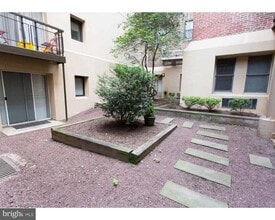 130 Arch St in Philadelphia, PA - Building Photo - Building Photo