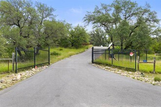 5834 Fall Creek Rd in Spicewood, TX - Building Photo - Building Photo