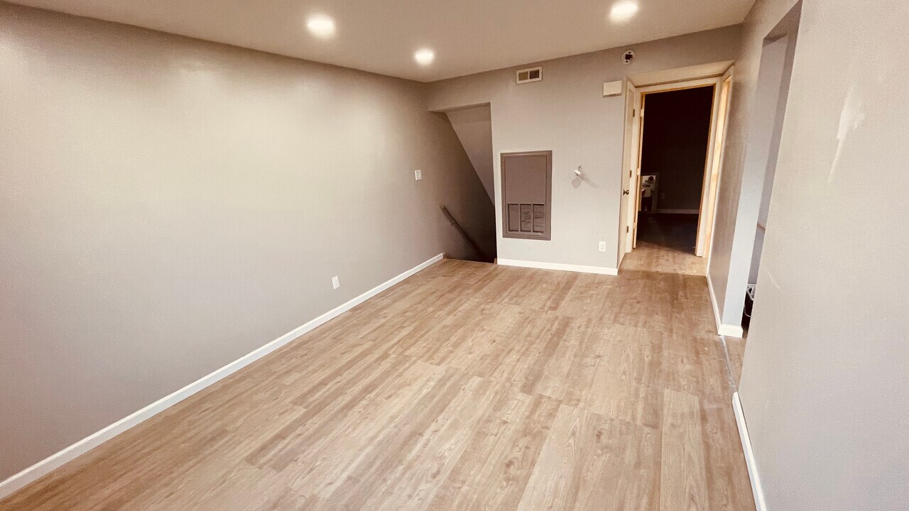 1450 Villa Ct in Middletown, OH - Building Photo