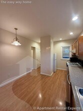 110 W Quincy St in Somerville, MA - Foto de edificio - Building Photo