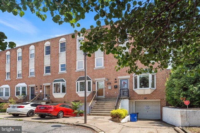 property at 2809 Ogden St