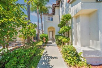 9531 Montanza Way, Unit 11D in Buena Park, CA - Building Photo - Building Photo