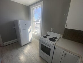 323-323 Pearl St in Thunder Bay, ON - Building Photo - Building Photo