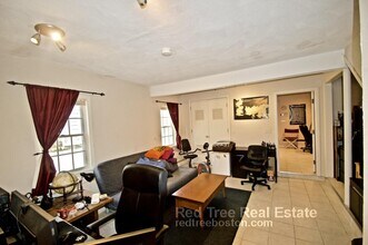 45 Donnybrook Rd in Boston, MA - Building Photo - Building Photo