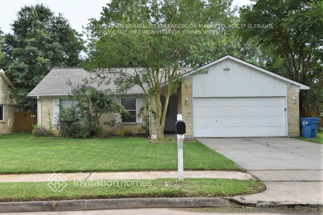 9415 Thistle Trail Dr in Houston, TX - Building Photo