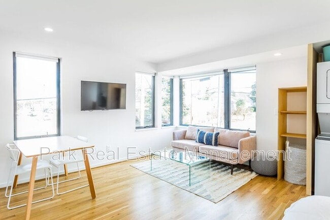 123 Idlewild Ave in Raleigh, NC - Building Photo - Building Photo