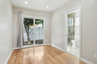 105 S King Rd in San Jose, CA - Building Photo - Building Photo