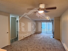 5108 Hideaway Ln in Bremerton, WA - Building Photo