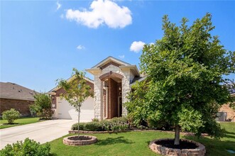 16905 Bridgefarmer Blvd in Pflugerville, TX - Building Photo - Building Photo